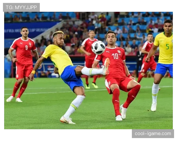 塞尔维亚球迷热情如火，持续助威国家队表现亮眼