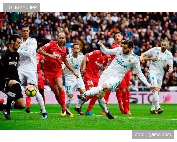 塞维利亚防线固若金汤，状态回升强势崛起