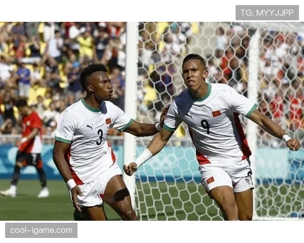 阿什拉夫纪录片推荐:探索摩洛哥国脚的成长历程与职业轨迹 阿什拉夫纪录片推荐:探索摩洛哥国脚的成长历程与职业轨迹